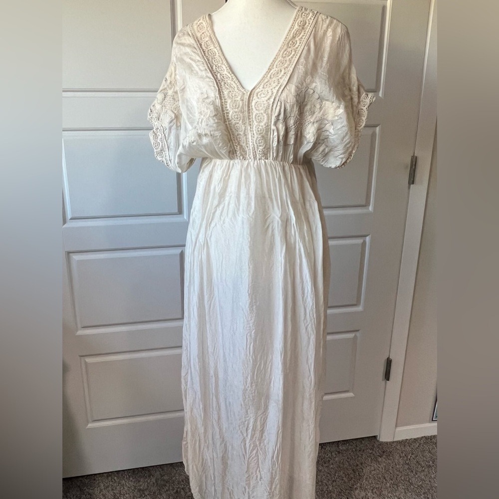 Scandal Boho Maxi Dress Cream Silk Crochet‎ Trim Empire Waistline Flowy SM/MD